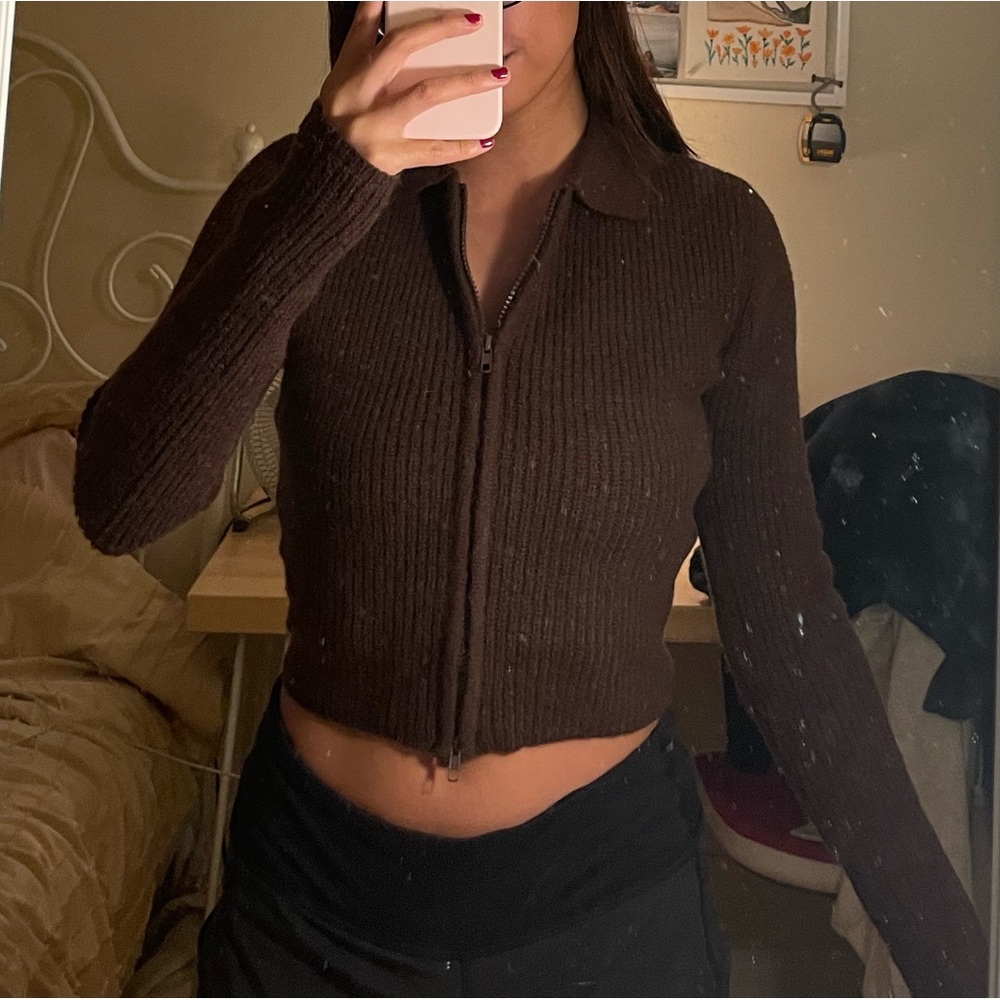 cropped zip up sweater